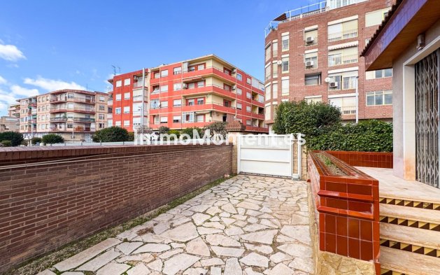 Revente - Villa - Elda - Elda Centro