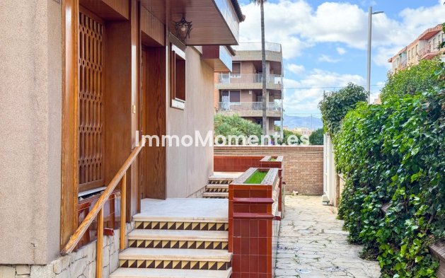 Revente - Villa - Elda - Elda Centro