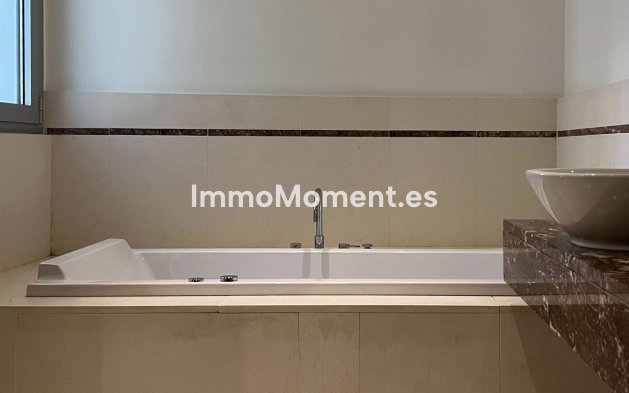 Revente - Maison mitoyenne - Marbella - Sierra Blanca