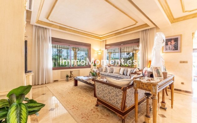 Wiederverkauf - Villa - Marbella - Los Monteros