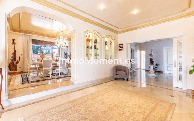 Wiederverkauf - Villa - Marbella - Los Monteros