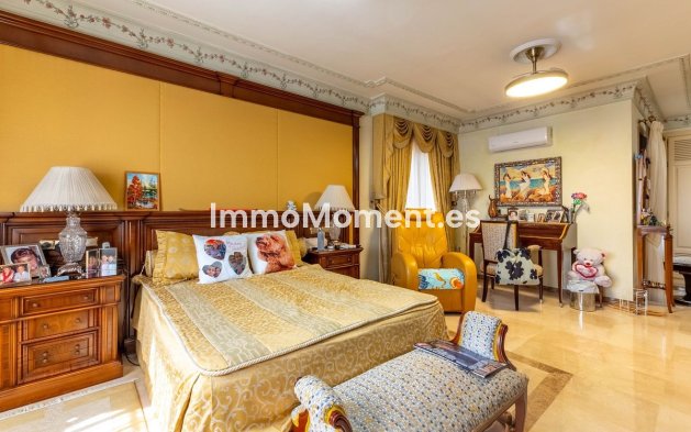 Wiederverkauf - Villa - Marbella - Los Monteros