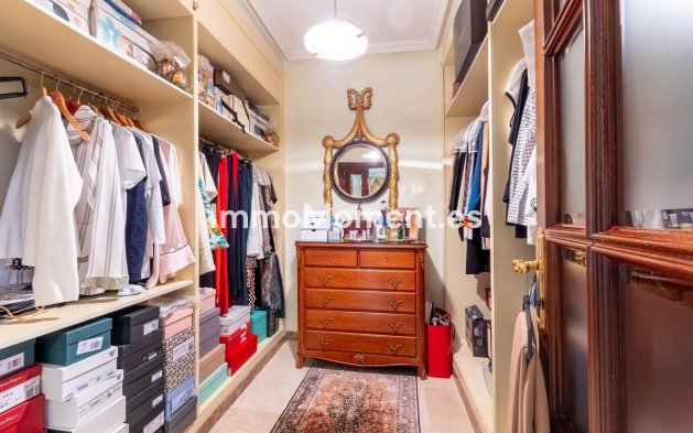 Wiederverkauf - Villa - Marbella - Los Monteros