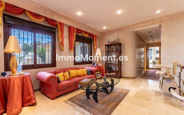 Wiederverkauf - Villa - Marbella - Los Monteros