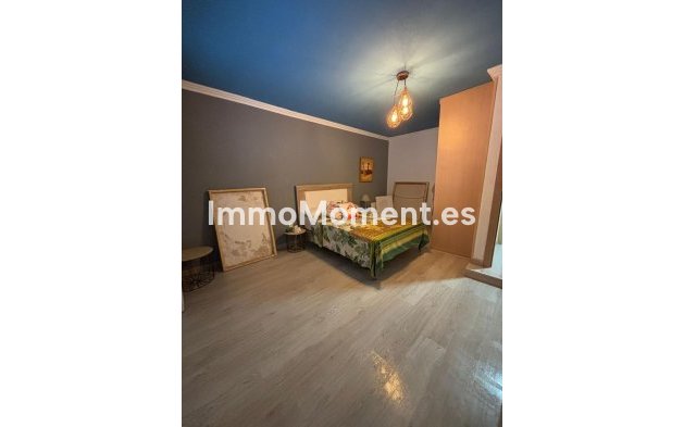 Resale - Townhouse - Estepona - Cancelada