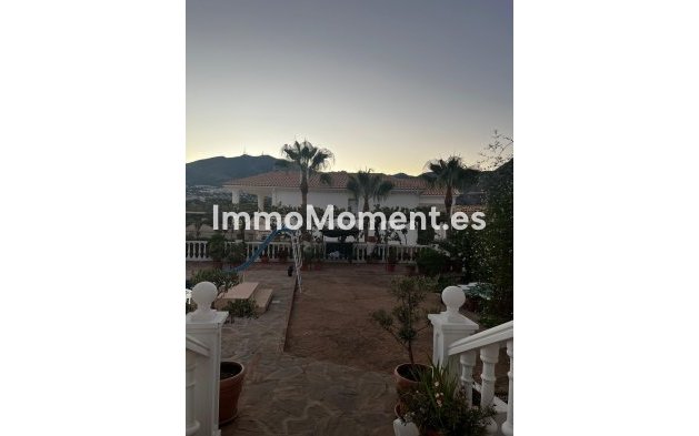 Revente - Villa - Benalmadena - Torrequebrada