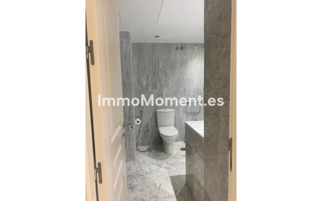 Wiederverkauf - Wohnung - Marbella - Puerto Banús