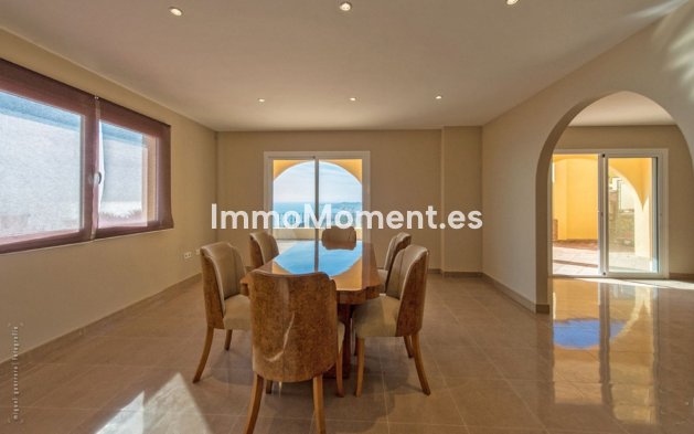 Revente - Villa - Benalmadena - Benalmadena Centro