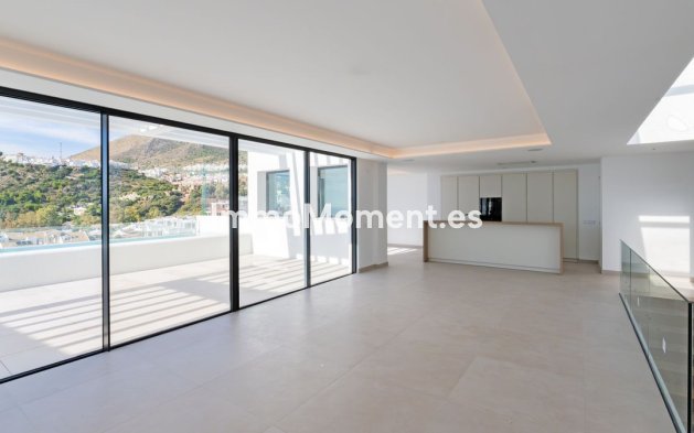 Revente - Villa - Benalmadena - Benalmadena Centro