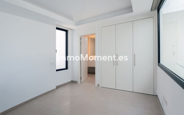 Revente - Villa - Benalmadena - Benalmadena Centro