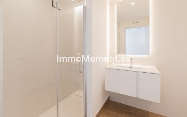 Revente - Villa - Benalmadena - Benalmadena Centro