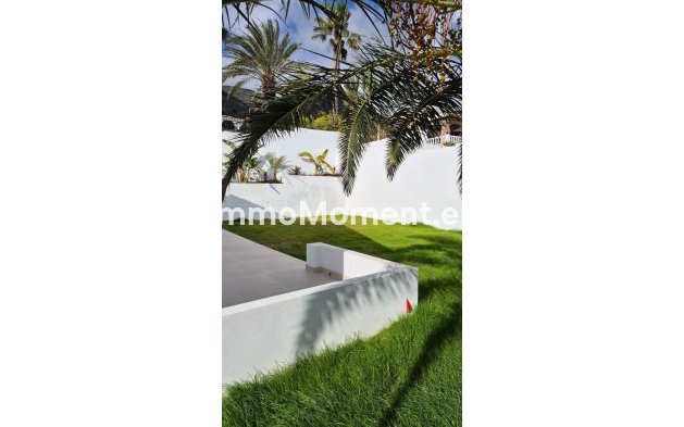 Revente - Villa - Benalmadena - Benalmadena Centro