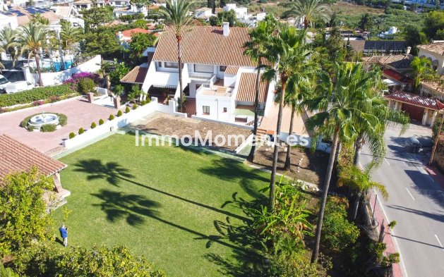 Wiederverkauf - Villa - Marbella - Nueva Andalucía