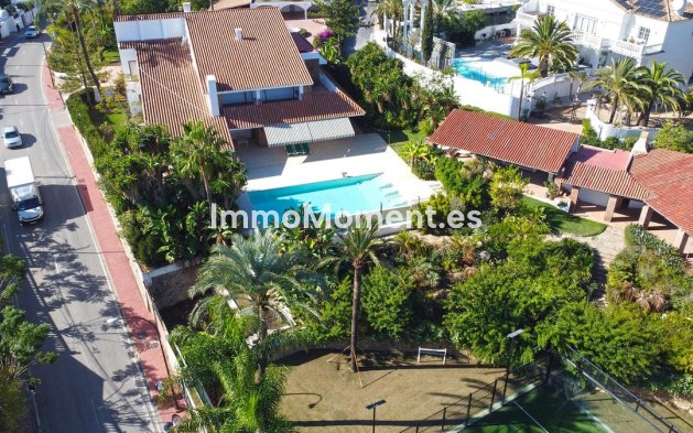 Wiederverkauf - Villa - Marbella - Nueva Andalucía