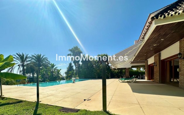 Wiederverkauf - Villa - Marbella - Nueva Andalucía