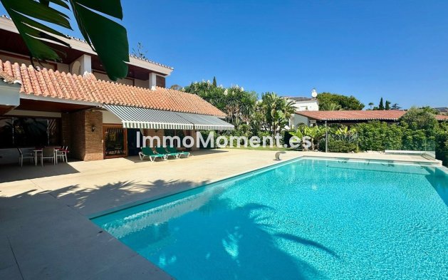 Wiederverkauf - Villa - Marbella - Nueva Andalucía