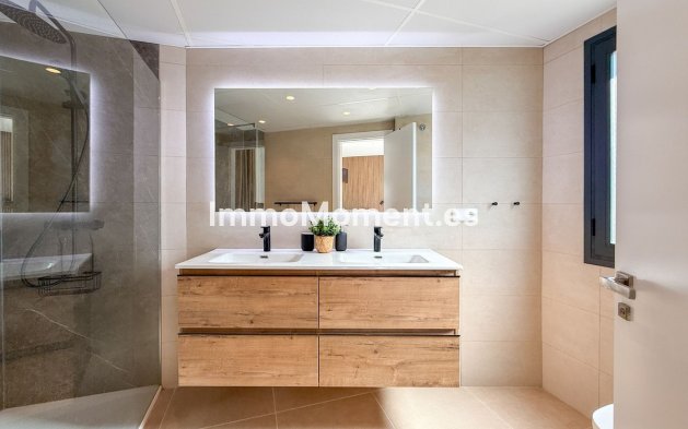 Revente - Maison mitoyenne - Estepona  - New Golden Mile