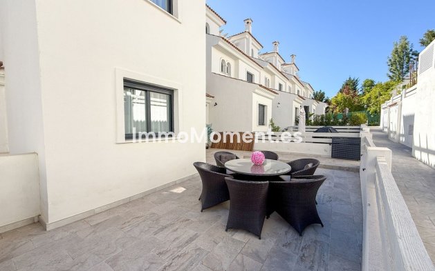Revente - Maison mitoyenne - Estepona  - New Golden Mile