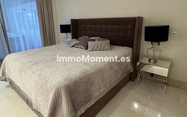 Revente - Appartement - Estepona  - Estepona Centro