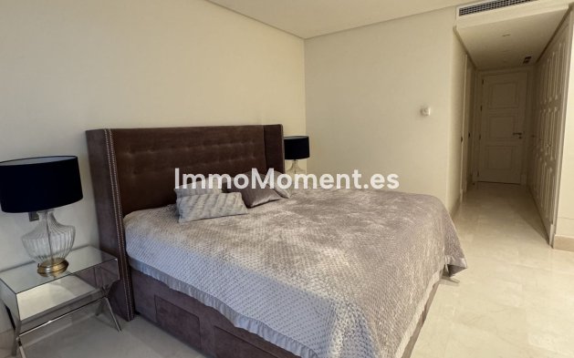 Revente - Appartement - Estepona  - Estepona Centro