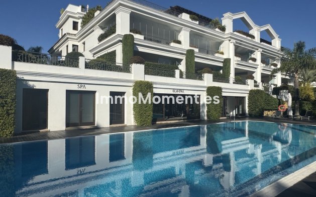 Revente - Appartement - Estepona  - Estepona Centro