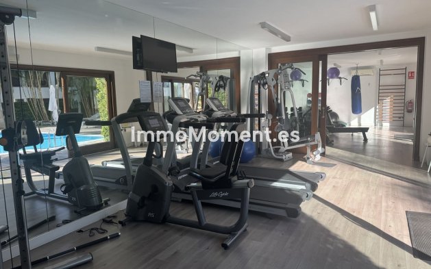 Revente - Appartement - Estepona  - Estepona Centro