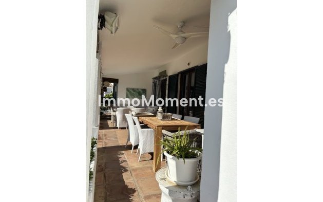 Wiederverkauf - Villa - Estepona  - New Golden Mile