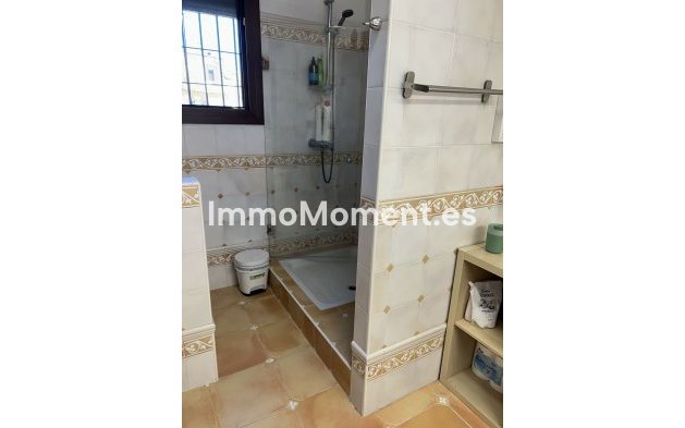 Wiederverkauf - Villa - Estepona  - New Golden Mile