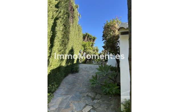 Wiederverkauf - Villa - Estepona  - New Golden Mile