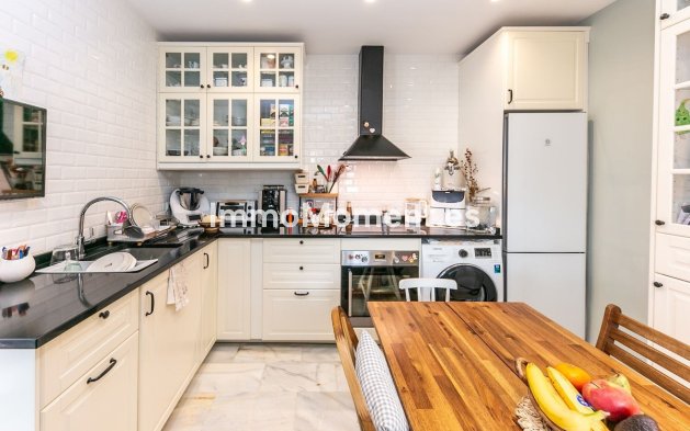 Resale - Apartment - Benalmadena - Benalmadena Pueblo