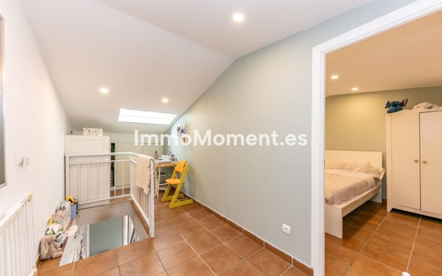 Resale - Apartment - Benalmadena - Benalmadena Pueblo