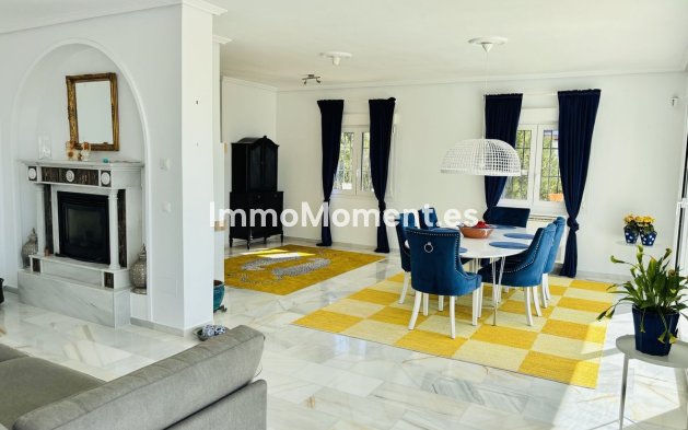 Revente - Villa - Mijas - Valtocado