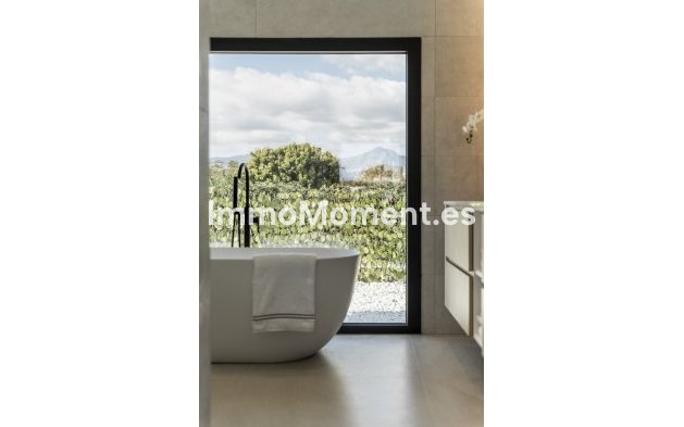 Resale - Villa - Marbella - San Pedro de Alcántara