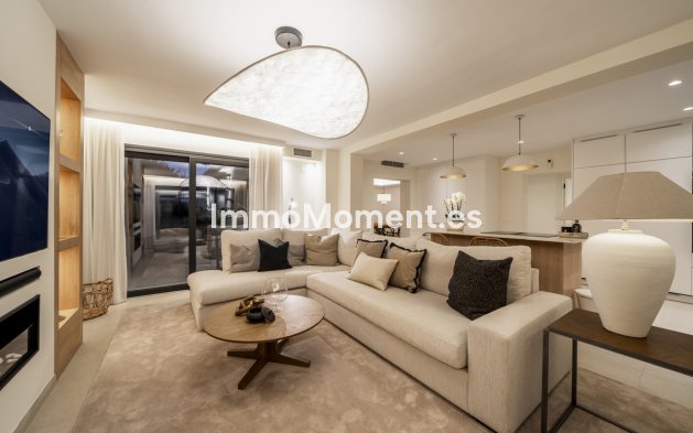 Resale - Villa - Marbella - San Pedro de Alcántara