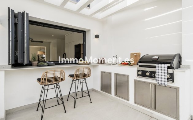 Resale - Villa - Marbella - San Pedro de Alcántara