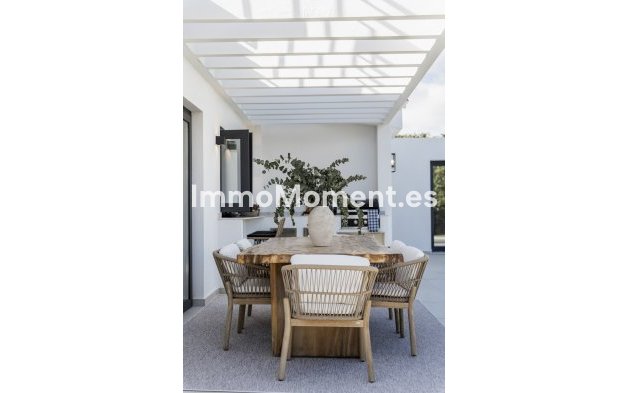 Resale - Villa - Marbella - San Pedro de Alcántara