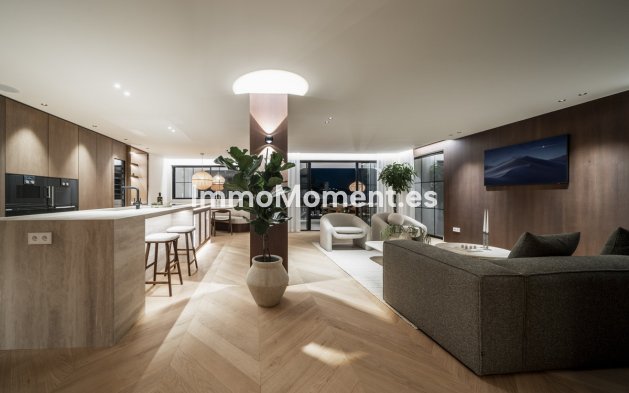 Wiederverkauf - Villa - Marbella - Nueva Andalucía