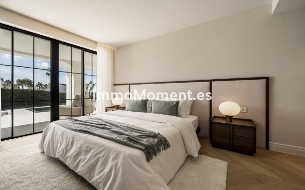 Wiederverkauf - Villa - Marbella - Nueva Andalucía