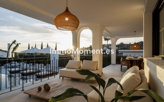 Wiederverkauf - Villa - Marbella - Nueva Andalucía