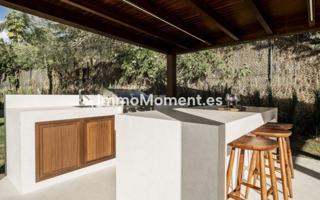 Wiederverkauf - Villa - Marbella - Nueva Andalucía