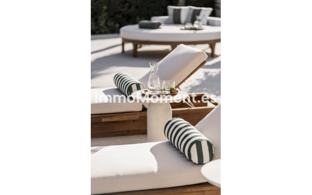 Wiederverkauf - Villa - Marbella - Nueva Andalucía