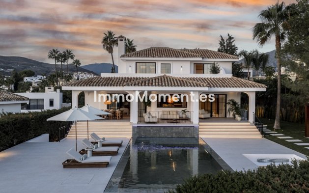 Wiederverkauf - Villa - Marbella - Nueva Andalucía