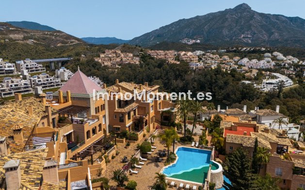 Wiederverkauf - Wohnung - Marbella - Nueva Andalucía