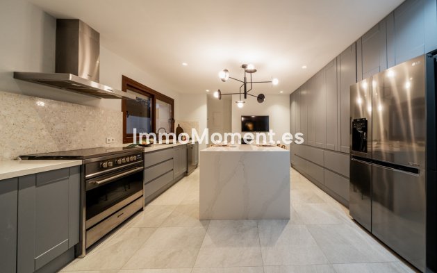 Wiederverkauf - Villa - Estepona  - New Golden Mile