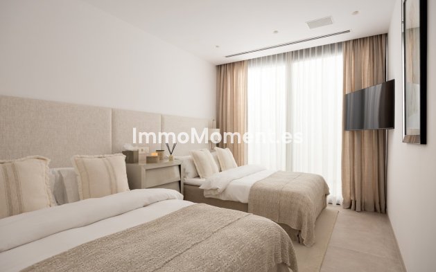 Revente - Villa - Marbella - Nueva Andalucía