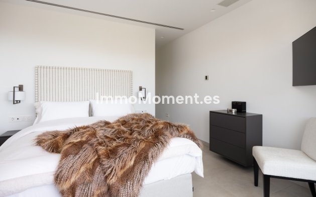 Revente - Villa - Marbella - Nueva Andalucía