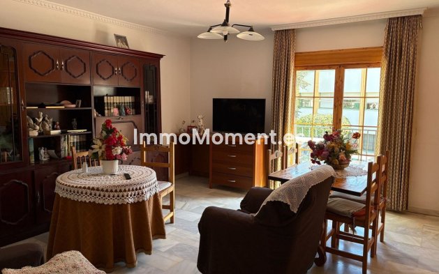 Revente - Maison mitoyenne - Estepona  - Estepona Centro