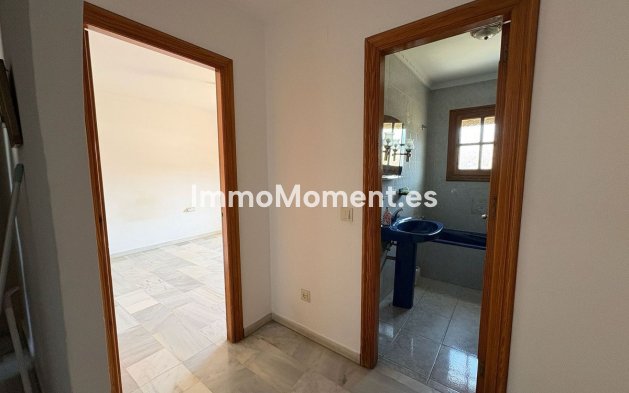 Revente - Maison mitoyenne - Estepona  - Estepona Centro