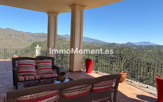 Revente - Maison de campagne - Estepona  - Estepona Centro