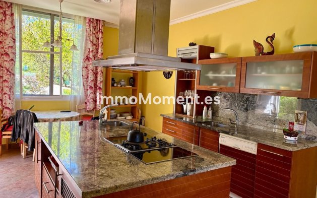 Revente - Maison de campagne - Estepona  - Estepona Centro